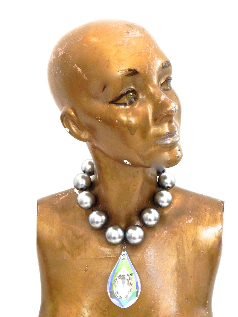 Gasoline Glamour Foxes Pearl Necklace